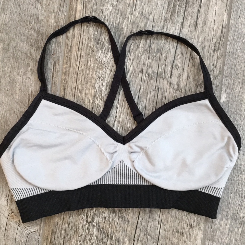 Lululemon yoga bra